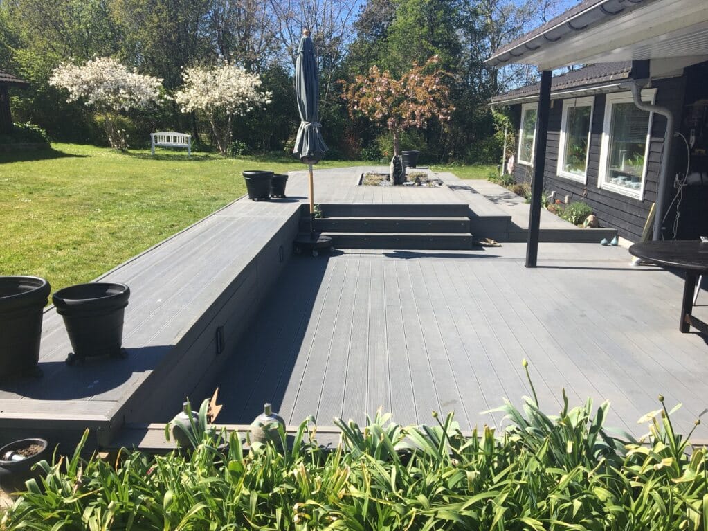 Vedligeholdelse af komposit terrassebrædder