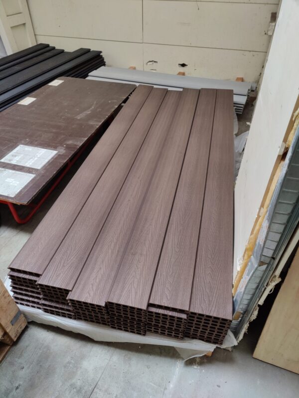 RESTPARTI, Rækværksbrædder Luksus (12) - 25x160x2200 mm, 33 stk.