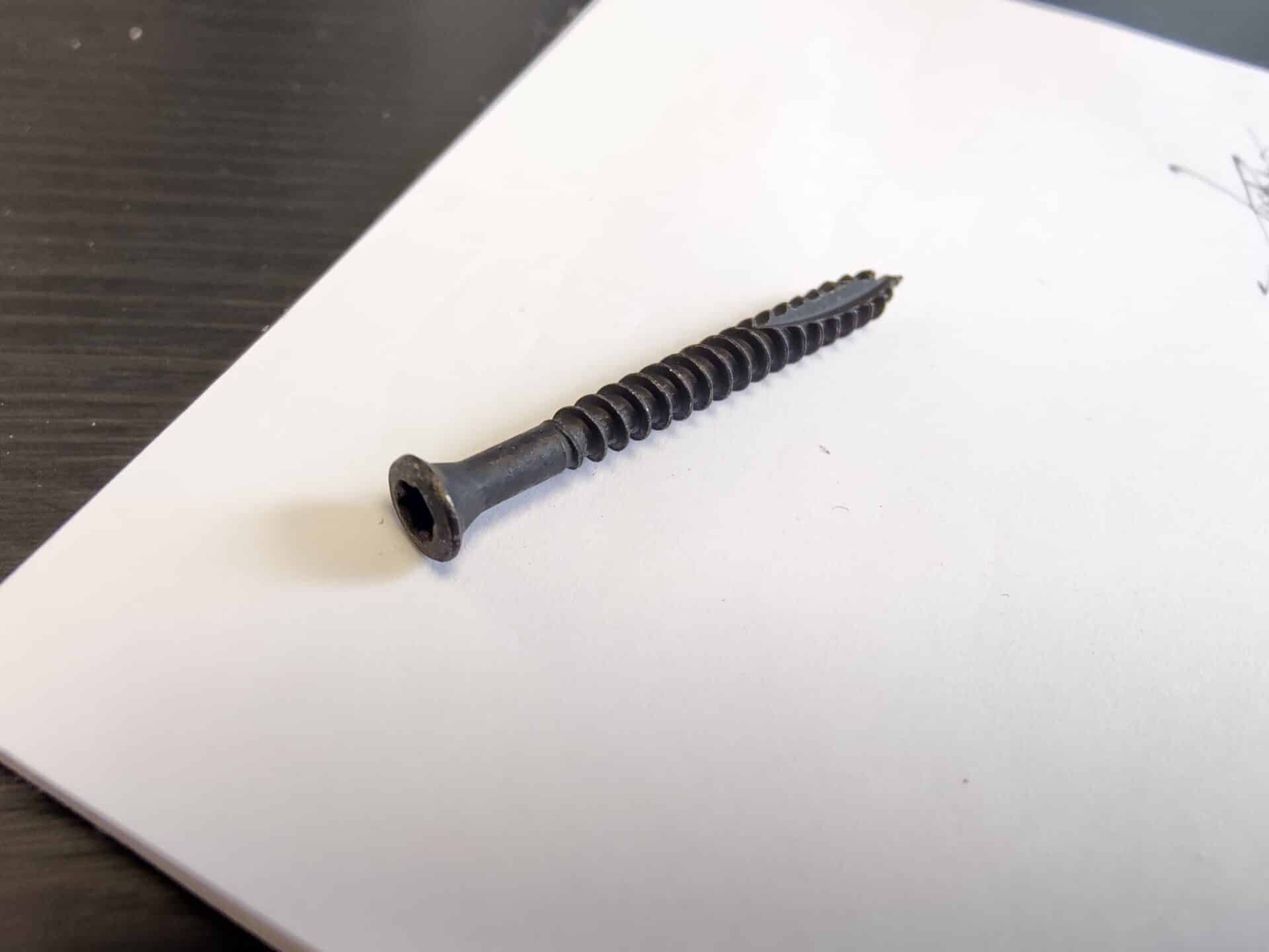 Sorte skruer - 200 stk. af 3,9 x 40 mm