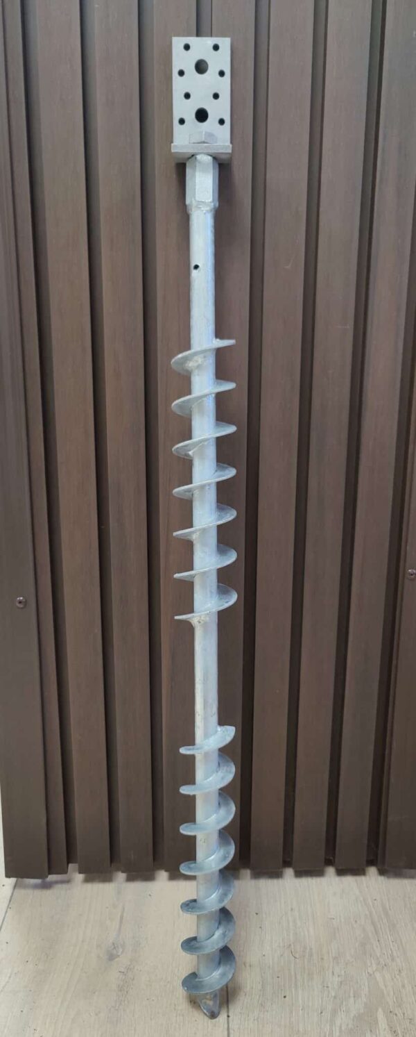 Dansk Skruefundament - Uniplug M16 750 mm inkl. L-Beslag