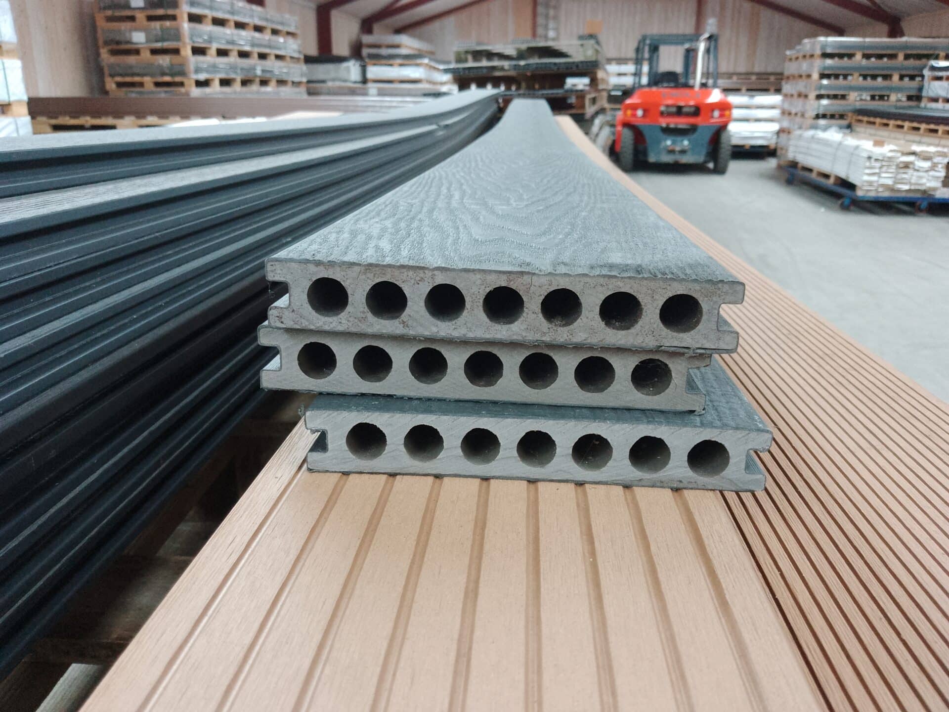 RESTPARTI, Alaska 3D Deluxe Gummibelægning – 23x150 mm, Sort, ca. 3,5 m2, Outlet