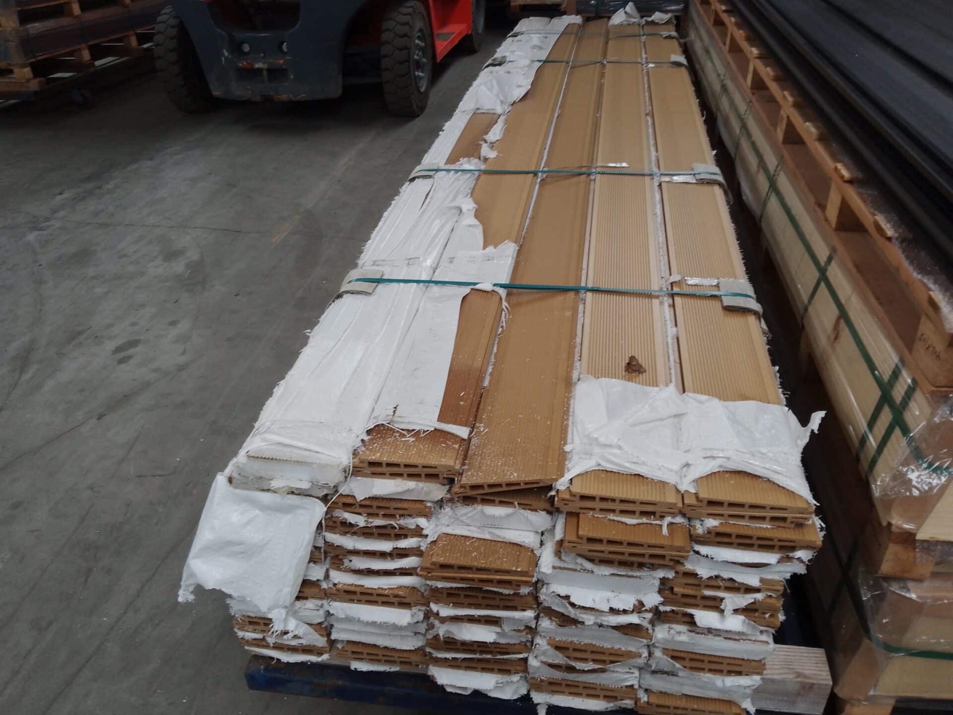 Klink Beklædning 28x180x4000mm, Lys brun, Outlet